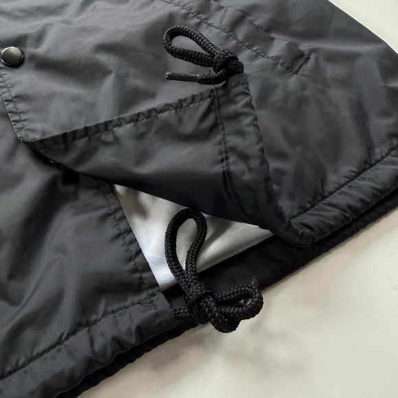 JAPANGELES x Hello Kitty  Windbreaker Coach Jacket Snap Button Black XS Limited - Picture 4 of 11